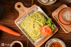 Bầu chần - Tôm kho đánh Huế