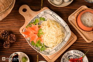 Măng luộc chấm mắm gừng
